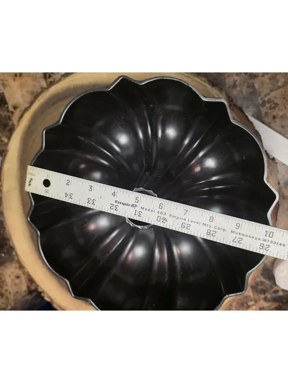 Nordic Ware Vintage Bundt Cake Pan Black Cast Aluminum 12 Cup Heavy Duty
